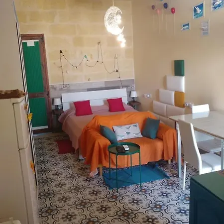 Triesti Apartamento *