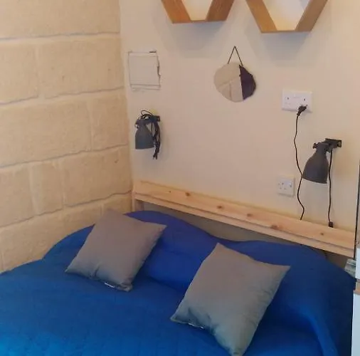 Triesti Apartamento *